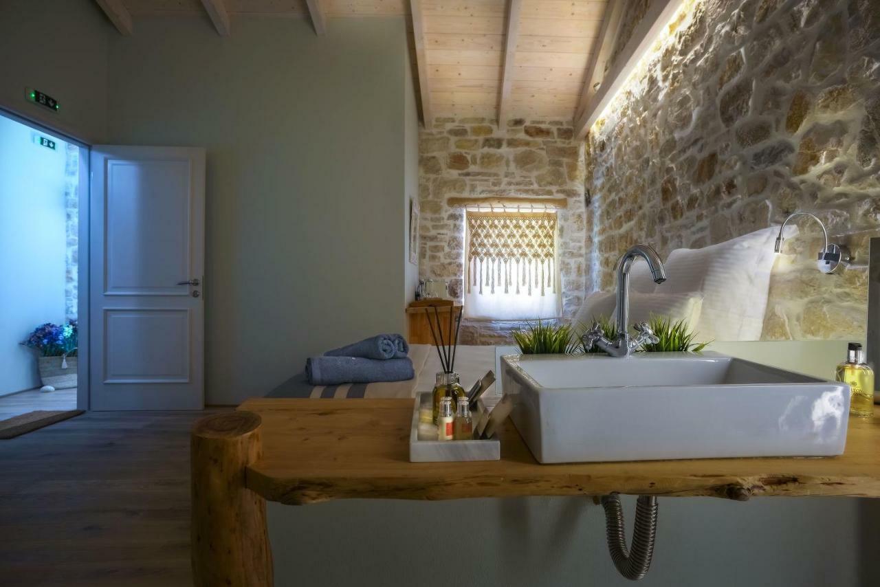 Paxos Fairytales Lovenest 1 Гайос Екстериор снимка